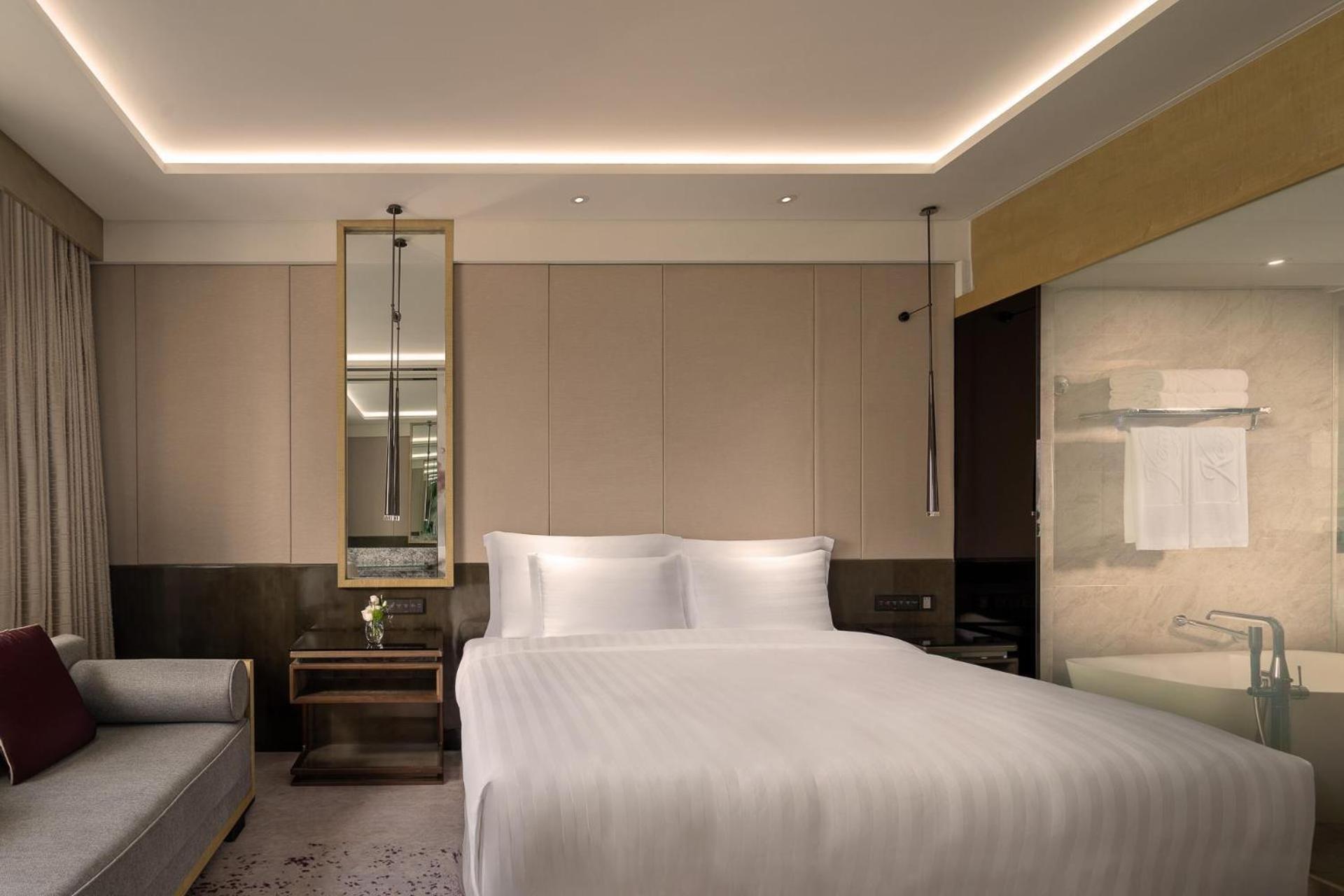 Kempinski Yansha Center 5*